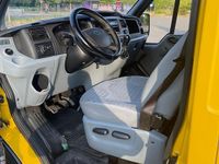 Second-hand Ford Transit 115 CP (84 kW) 2009 Galben Monovolum