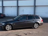Gebraucht BMW 320 163 PS (119 kW) 2007 Grau Kombi