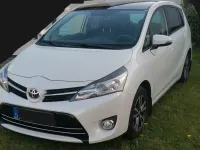 Gebraucht Toyota Verso Life 147 PS (108 kW) 2013 Weiß Van / Kleinbus