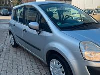 Gebraucht Renault Modus 100 PS (73 kW) 2008 Silber Van / Kleinbus