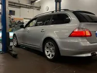 Gebraucht BMW 523 2009 Grau Kombi