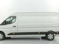 Neu Nissan Interstar Tekna 150 PS (110 kW) 2025 Gris etoile Van