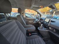 Second-hand Opel Combo 102 CP (75 kW) 2019 Alb Monovolum