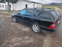 Gebraucht Mercedes C240 170 PS (125 kW) 1999 Schwarz Kombi
