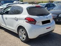 Second-hand Peugeot 208 Style 82 CP (60 kW) 2017 Alb Hatchback