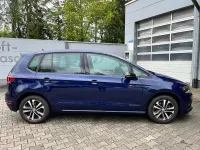 Gebraucht VW Golf IQ Drive 131 PS (96 kW) 2020 Blau Van / Kleinbus