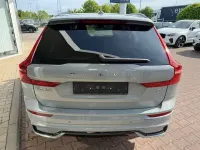 Gebraucht Volvo XC60 Plus 197 PS (144 kW) 2023 Grau SUV