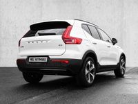 Gebraucht Volvo XC40 Plus 163 PS (119 kW) 2023 Crystal white / metallic SUV