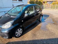 Gebraucht Toyota Aygo 68 PS (50 kW) 2009 Schwarz Kleinwagen