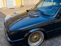 Gebraucht BMW 325 Cabriolet 170 PS (125 kW) 1992 Schwarz Cabrio