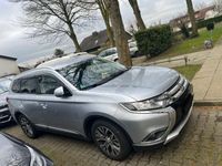 gebraucht Mitsubishi Outlander 2.2 DI-D 2WD Plus