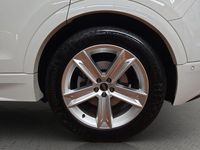 Gebraucht Audi Q8 Ambiente 381 PS (280 kW) 2022 Weiß SUV