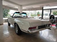 Gebraucht Mercedes 230 150 PS (110 kW) 1966 Weiß Cabrio