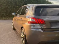 Gebraucht Peugeot 308 Allure 110 PS (80 kW) 2017 Grau Limousine