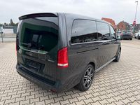 Gebraucht Mercedes V300 AMG 237 PS (174 kW) 2023 Grau Van / Kleinbus