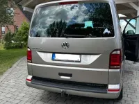 Gebraucht VW Multivan 102 PS (75 kW) 2017 Beige Van / Kleinbus