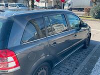 Gebraucht Opel Zafira 140 PS (102 kW) 2012 Grau Van / Kleinbus