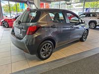 gebraucht Toyota Yaris 1.0 VVT-i Cool und Sound