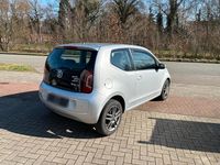 Gebraucht VW up! 60 PS (44 kW) 2016 Silber Kleinwagen