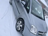 Gebraucht Opel Meriva 101 PS (74 kW) 2005 Silber Van / Kleinbus
