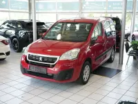 Gebraucht Peugeot Partner Tepee Active 98 PS (72 kW) 2015 Rouge ardent Van / Kleinbus