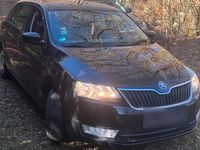 Gebraucht Skoda Rapid 90 PS (66 kW) 2014 Schwarz Kleinwagen