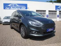 Gebraucht Ford S-MAX Titanium 165 PS (121 kW) 2019 Grau Van / Kleinbus