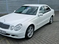 Gebraucht Mercedes E240 177 PS (130 kW) 2002 Weiß Limousine