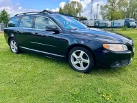 Gebraucht Volvo V70 Momentum 114 PS (83 kW) 2012 Schwarz Kombi