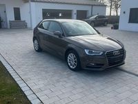 Gebraucht Audi A3 Ambition 105 PS (77 kW) 2012 Grau Kleinwagen