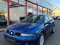 Second-hand Seat Leon 125 CP (91 kW) 2001 Albastru Hatchback