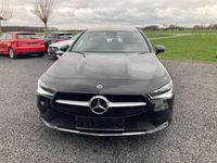 gebraucht Mercedes CLA180 Shooting Brake CLA 180 // Leder // Pano // Navi //