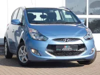 Gebraucht Hyundai ix20 Comfort 90 PS (66 kW) 2011 Blau Kleinwagen