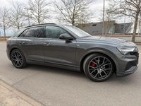 Gebraucht Audi Q8 S-Line 286 PS (210 kW) 2019 Grau SUV