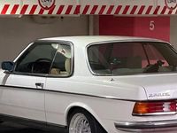 Second-hand Mercedes 230 1983 Alb Coupe