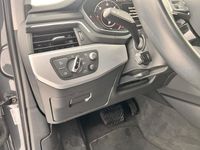 Gebraucht Audi A4 Comfort 190 PS (139 kW) 2017 Grau Kombi