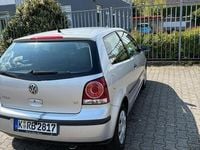 Gebraucht VW Polo Comfortline 75 PS (55 kW) 2009 Silber Kleinwagen
