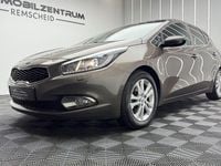 Gebraucht Kia Ceed Spirit 135 PS (99 kW) 2015 Kleinwagen