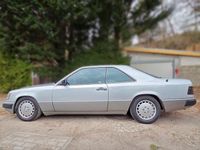 Gebraucht Mercedes 230 132 PS (97 kW) 1988 Silber Coupé