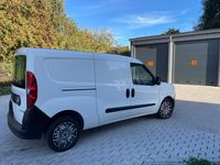 Gebraucht Opel Combo 95 PS (69 kW) 2018 Weiß Van / Kleinbus