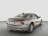 Gebraucht Audi A6 Sport 204 PS (150 kW) 2025 Grau Limousine