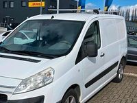 Second-hand Citroën Jumpy 163 CP (119 kW) 2011 Alb Monovolum