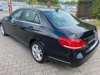 Gebraucht Mercedes E200 184 PS (135 kW) 2013 Schwarz Limousine