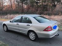 Gebraucht Mercedes 200 121 PS (88 kW) 2003 Silber Limousine