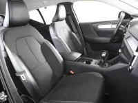 Gebraucht Volvo XC40 Momentum 150 PS (110 kW) 2019 Schwarz (metallic) SUV