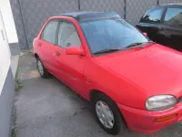 Gebraucht Mazda 121 72 PS (52 kW) 1995 Rot Limousine