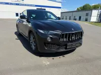 Gebraucht Maserati Levante 275 PS (202 kW) 2019 Schwarz SUV