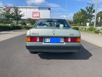 Gebraucht Mercedes 190 90 PS (66 kW) 1986 Grün Limousine