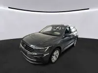 Gebraucht VW Tiguan Active 131 PS (96 kW) 2023 Delfingrau metallic SUV