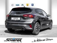 Gebraucht Ford Focus Titanium 125 PS (91 kW) 2022 Magnetic grau metallic Limousine